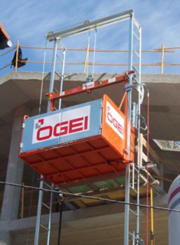 Building hoist OGEI S-1000