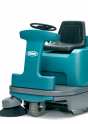 Compact ride-on sweeper TENNANT S12