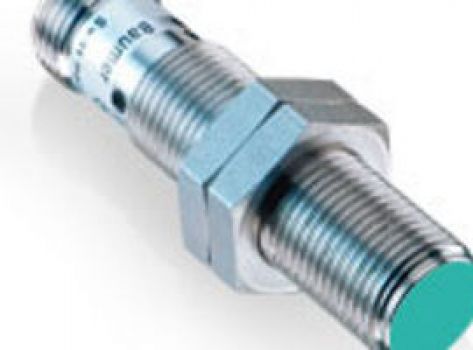 Cylindrical inductive proximity sensor BAUMER IR12