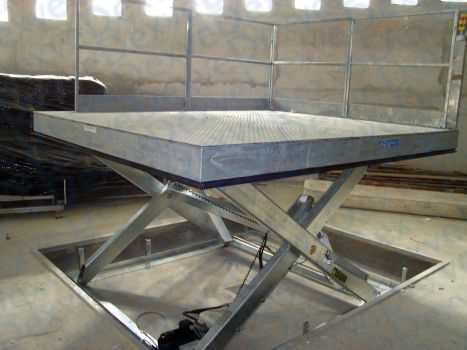 Galvanised scissor lift table DEXVE 