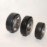 Rubber wheels for self-propelled trailers :: CARMELO Ruedas Goma 100 RG100F (RuedaGoma Diam. Fija/Girat)