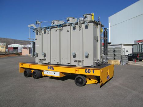 Self-propelled trailer with lifting device for handling transformers DTA 